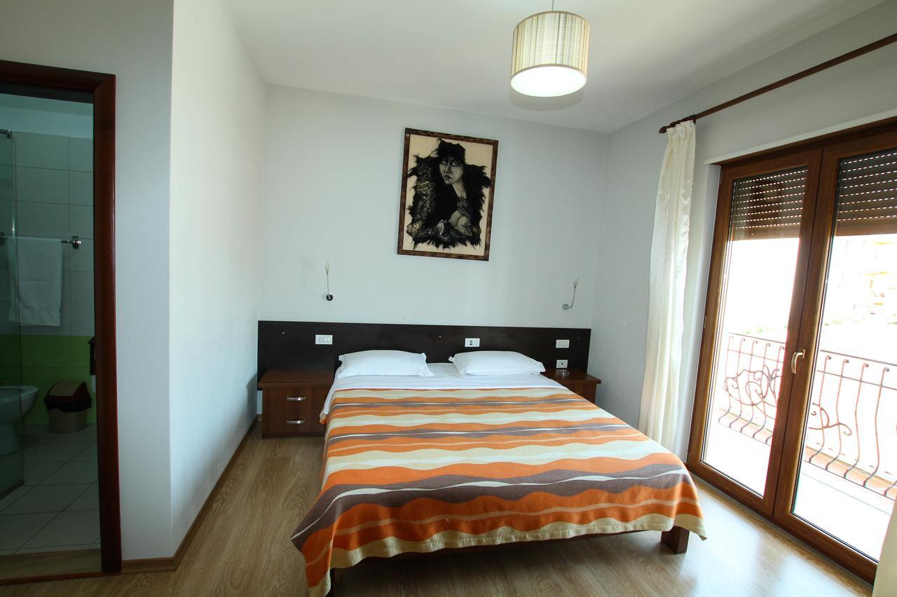 Hotel Eposi Shkodër Dış mekan fotoğraf