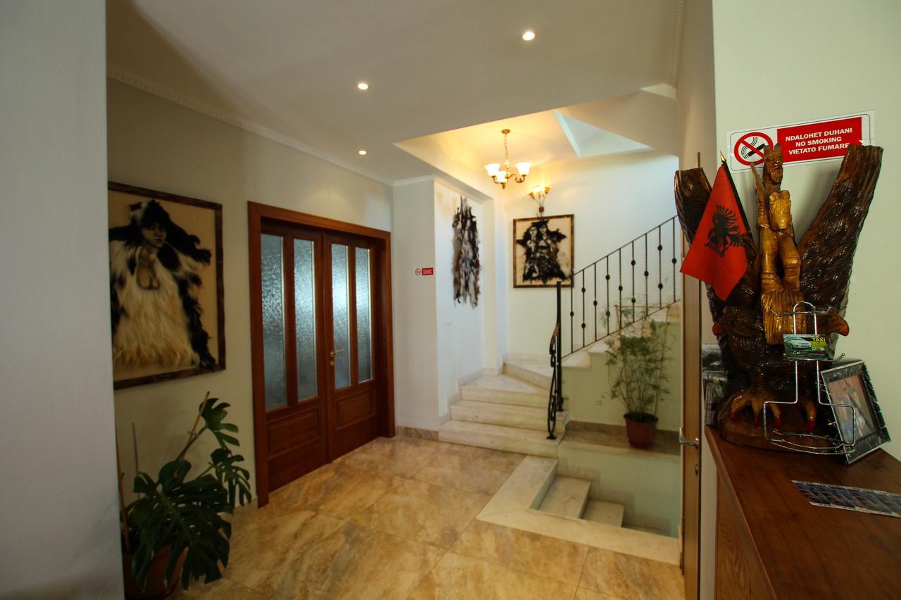 Hotel Eposi Shkodër Dış mekan fotoğraf