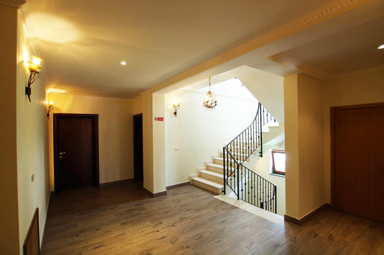 Hotel Eposi Shkodër Dış mekan fotoğraf